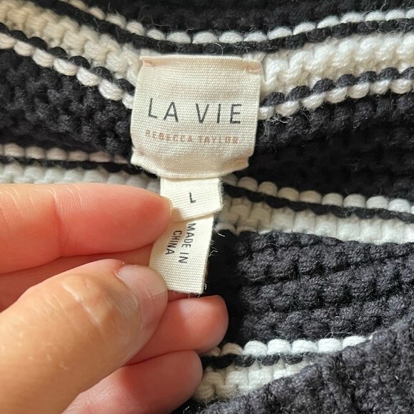 La Vie Rebecca Taylor Puff Sleeve Stripe Sweater in Black and White L NWOT - Picture 12 of 12